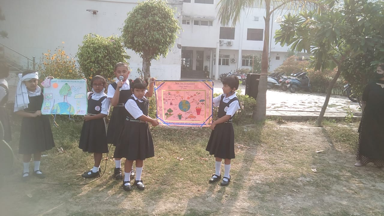 MY HANDS ARE READY TO SAVE PLANET EARTH 2022